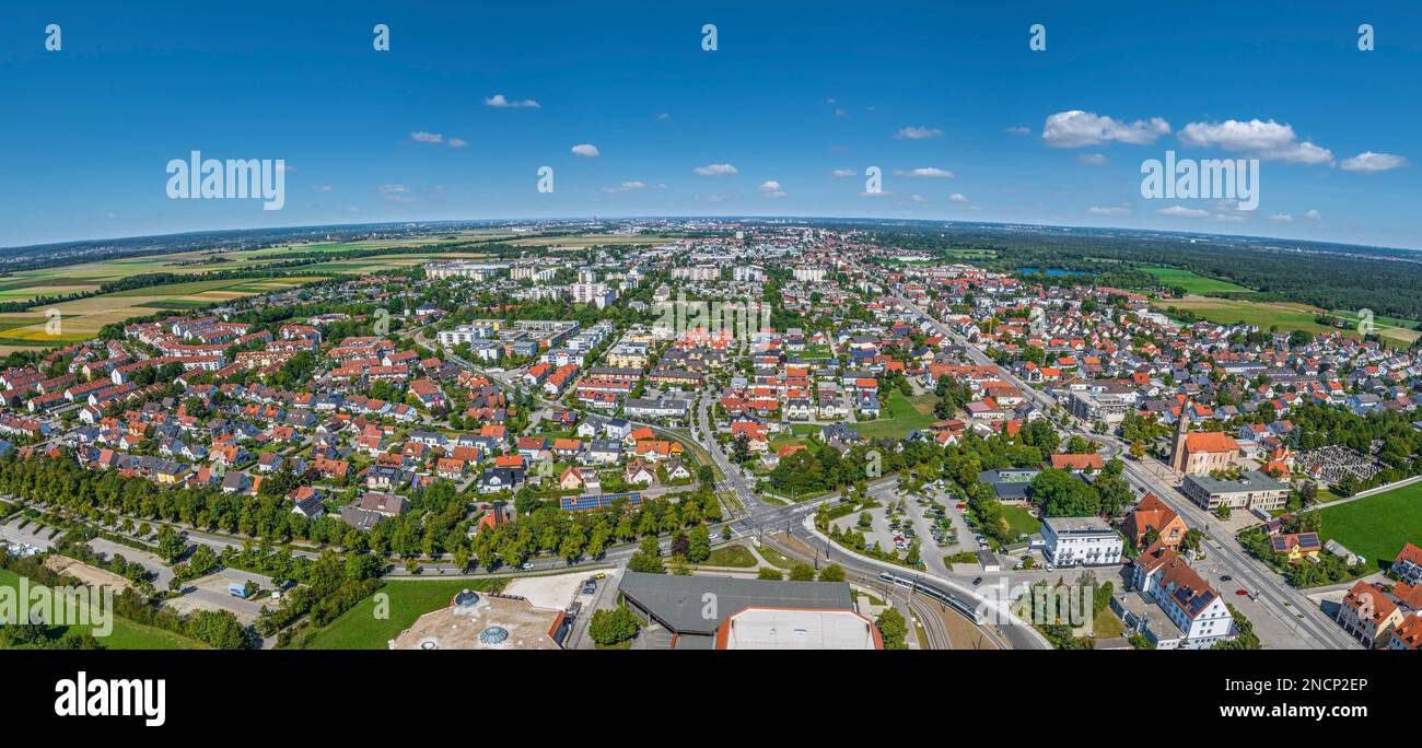 Luftaufnahme in die Region um die Stadt Königsbrunn, eine Stadt südlich von Augsburg am Lechfeld Stockfoto