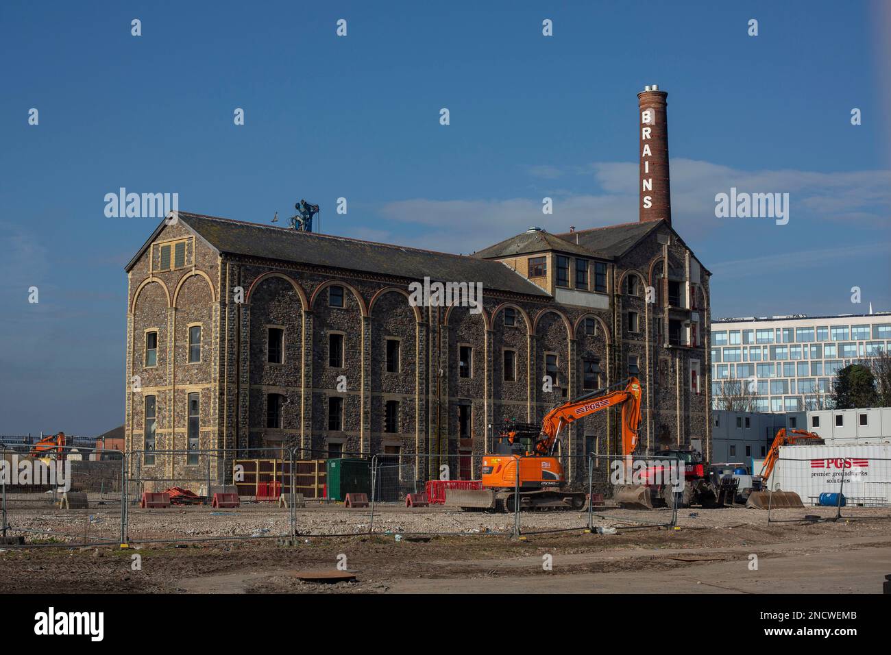 Bauarbeiten rund um die Brains Brewery im Zentrum von Cardiff, Februar 2023. Stockfoto