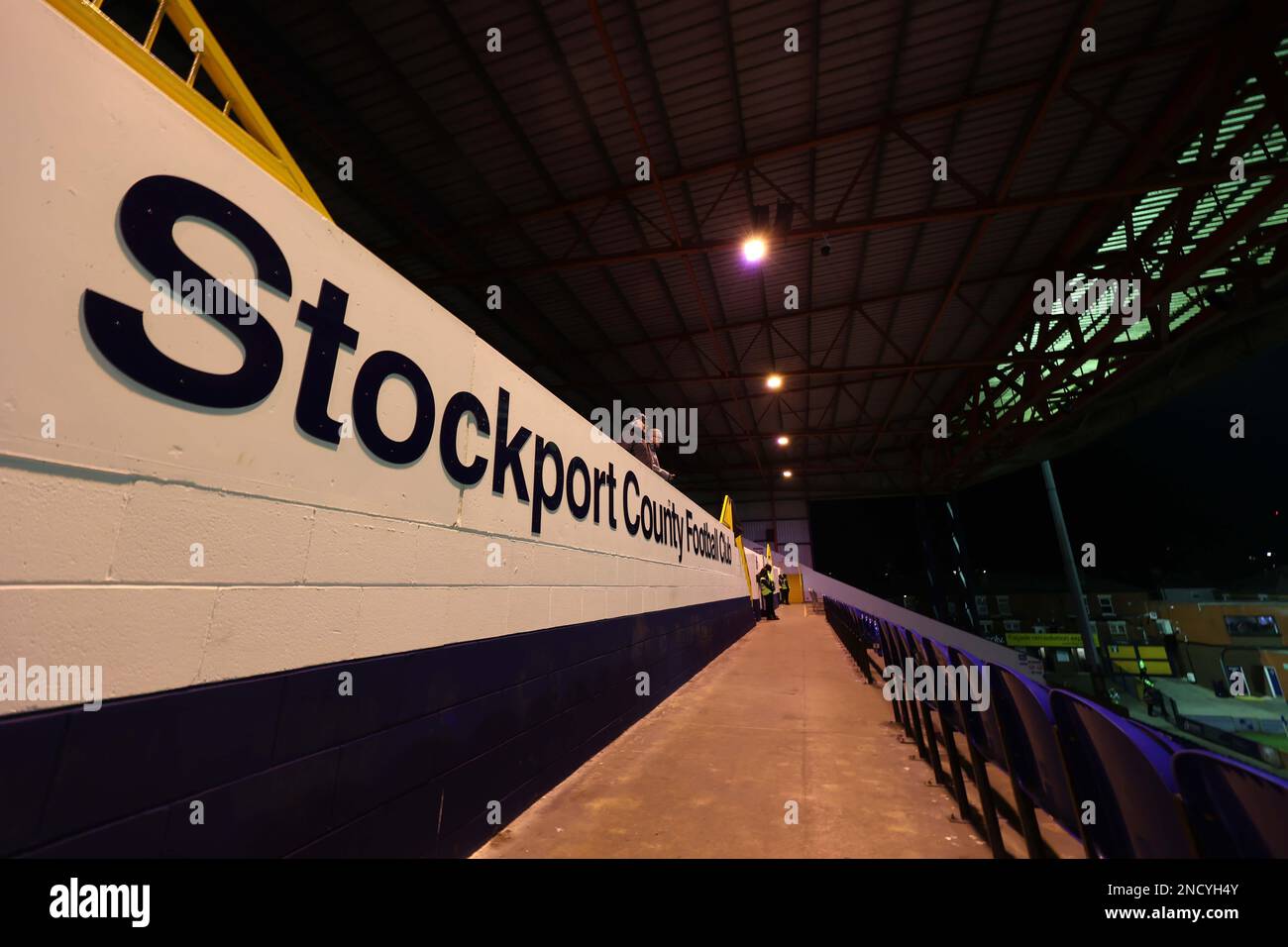 Allgemeiner Blick auf den Edgeley Park vor dem EFL League Two Match zwischen Stockport County und Crawley Town. Stockfoto