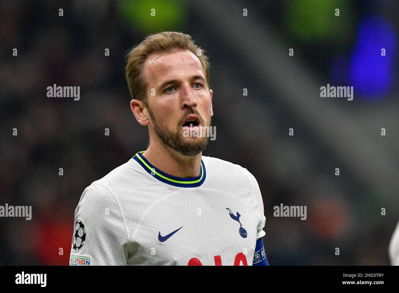 Mailand, Italien. 14. Februar 2023. Harry Kane (10) von Tottenham Hotspur, gesehen während des UEFA Champions League-Spiels zwischen AC Milan und Tottenham Hotspur in San Siro in Mailand. (Foto: Gonzales Photo/Alamy Live News Stockfoto