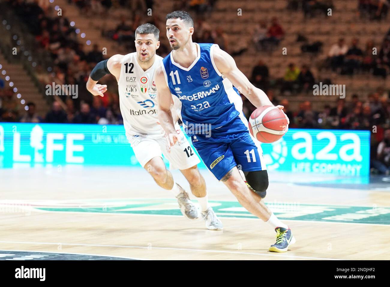 PalaAlpitour, Turin, Italien, 15. Februar 2023, John Petrucelli (GERMANI BASKETBALL BRESCIA) während der Finals der letzten acht – Viertelfinale – EA7 Emporio Armani vs Germani Brescia – Italienischer Basketballcup Herren Stockfoto