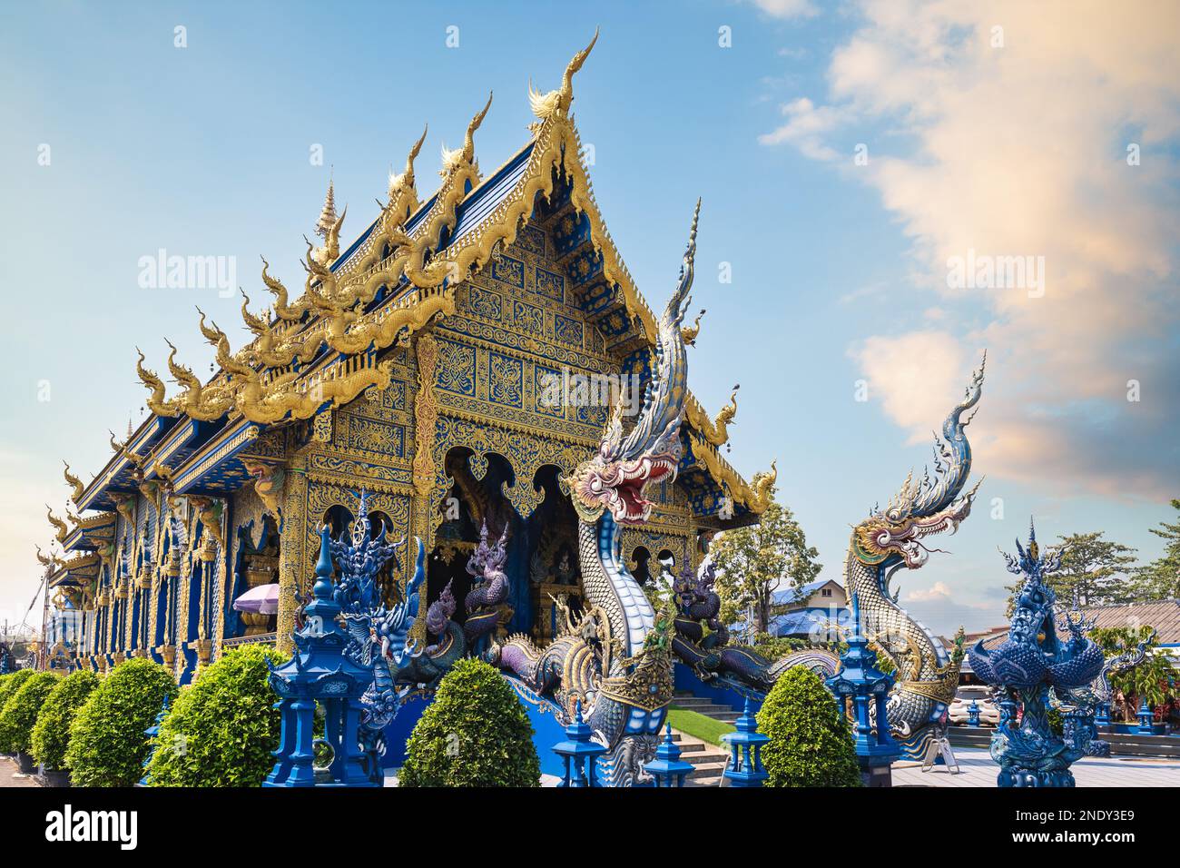 Wat Rong Suea Ten, der blaue Tempel in chiang rai, thailand Stockfoto