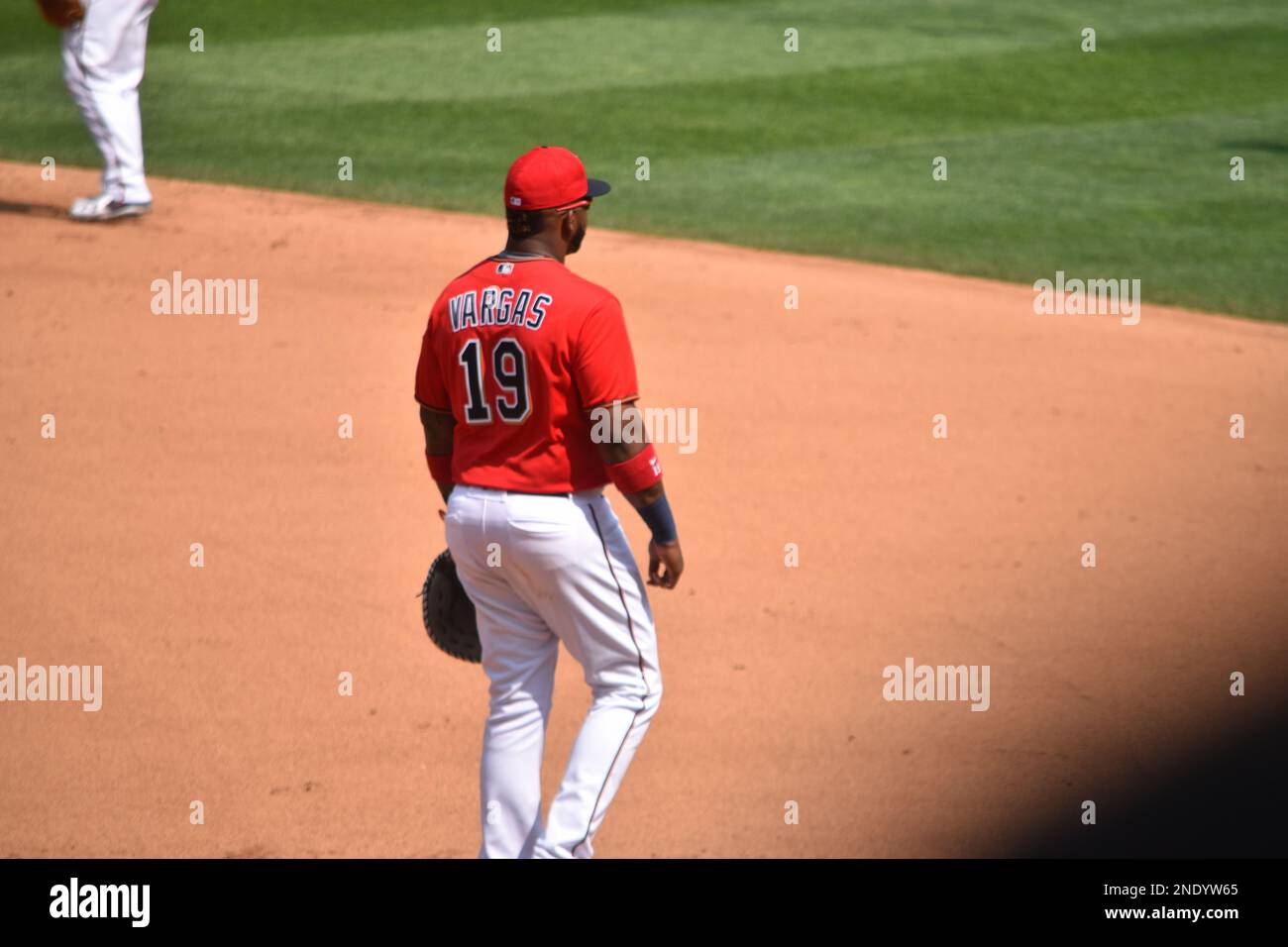 Kennys Vargas bei den Minnesota Twins an einem Spieltag am 31. August 2017 im Target Field in Minneapolis. Stockfoto