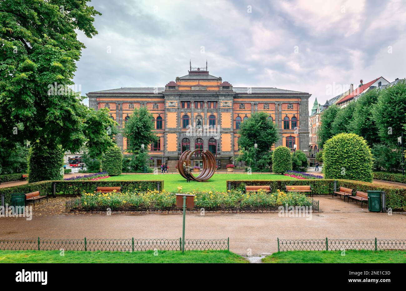West Norway Museum of Decorative Art (auch bekannt als KODE 1), untergebracht in einem von Henry Bucher entworfenen Gebäude der Renaissance. In Bergen, Norwegen. Stockfoto