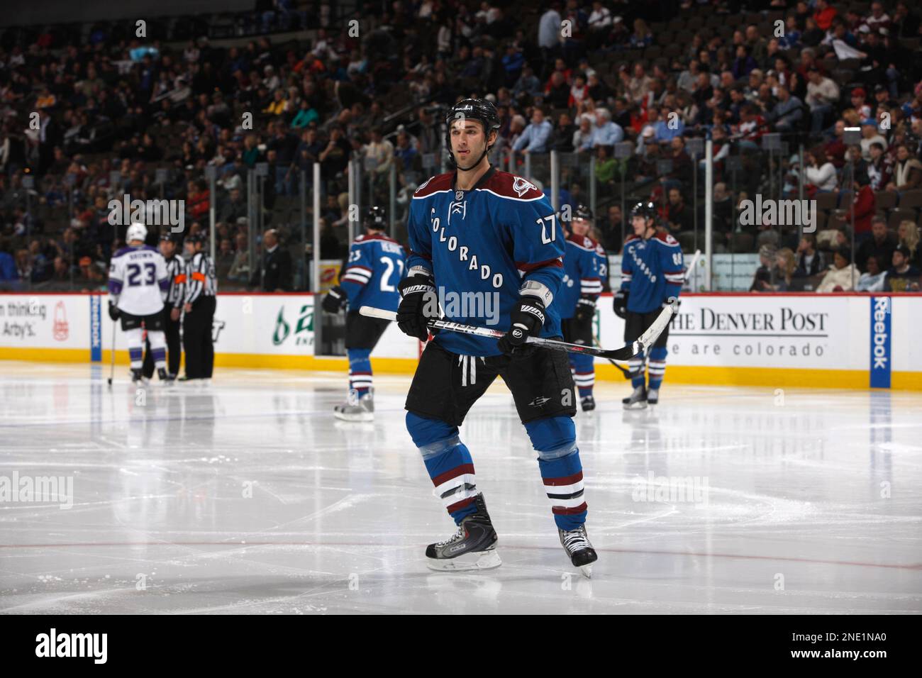 Colorado Avalanche defenseman Kyle Quincey looks on against the Los Angeles Kings in the second period of an NHL hockey game in Denver on Wednesday, March 24, 2010. (AP Photo/David Zalubowski) Stockfoto