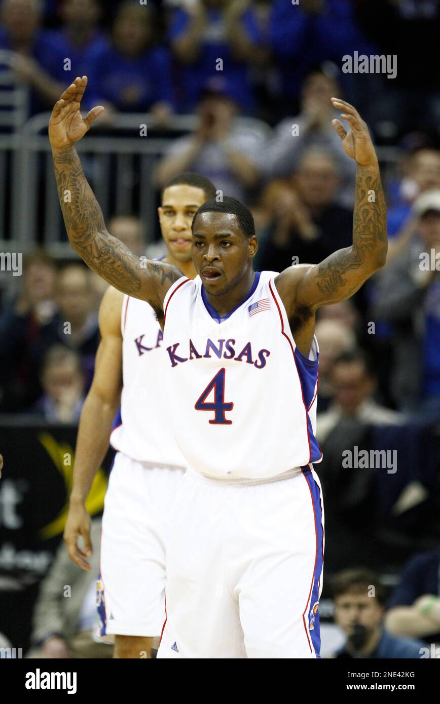 Kansas guard Sherron Collins is seen during the first half of an NCAA college basketball game against Texas A&M at the Big 12 Conference men's tournament, Friday, March 12, 2010, in Kansas City, Mo. (AP Photo/Charlie Neibergall) Stockfoto