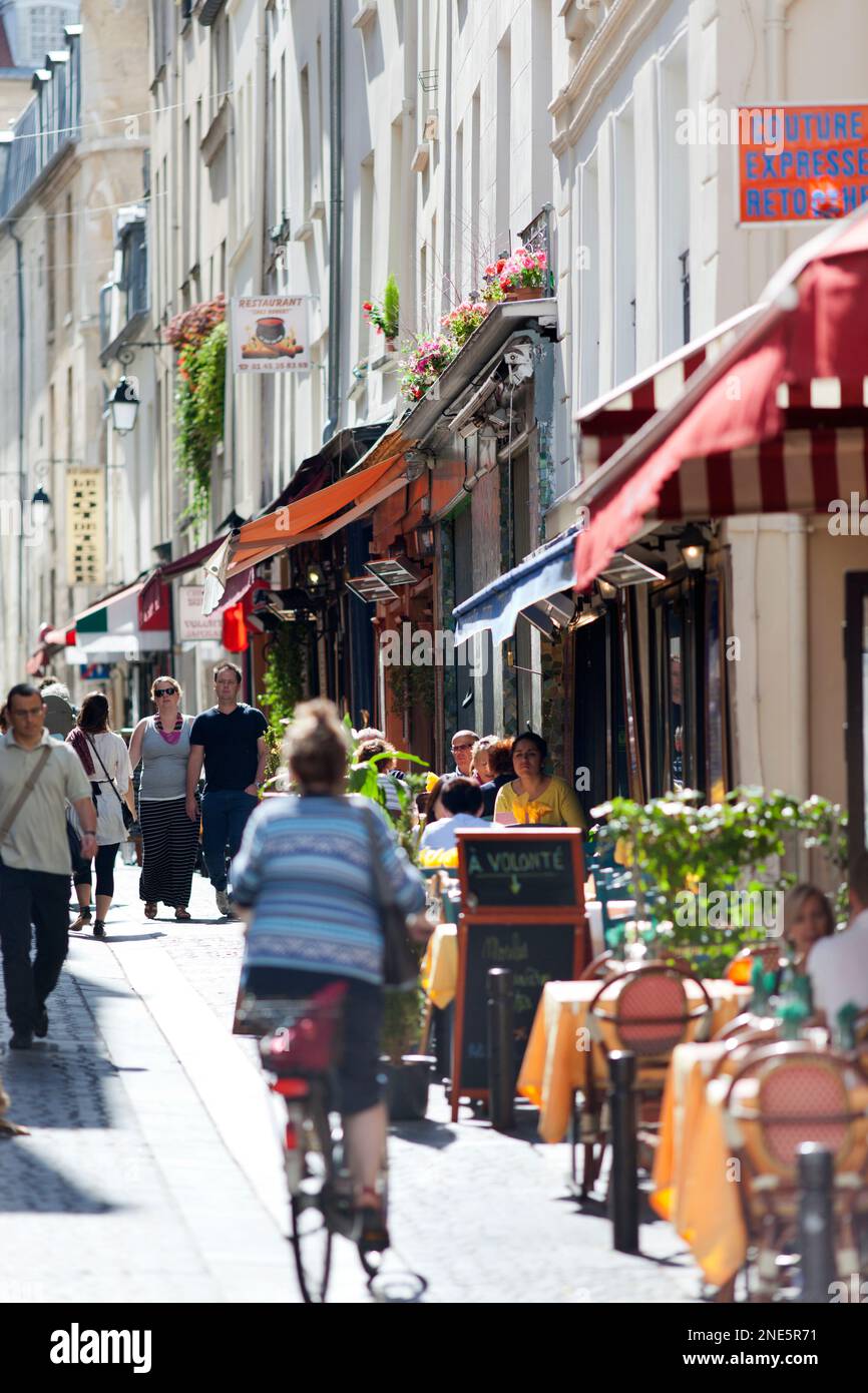 Frankreich, Paris, Straßencafés in der Nähe von Notre Dame. Stockfoto