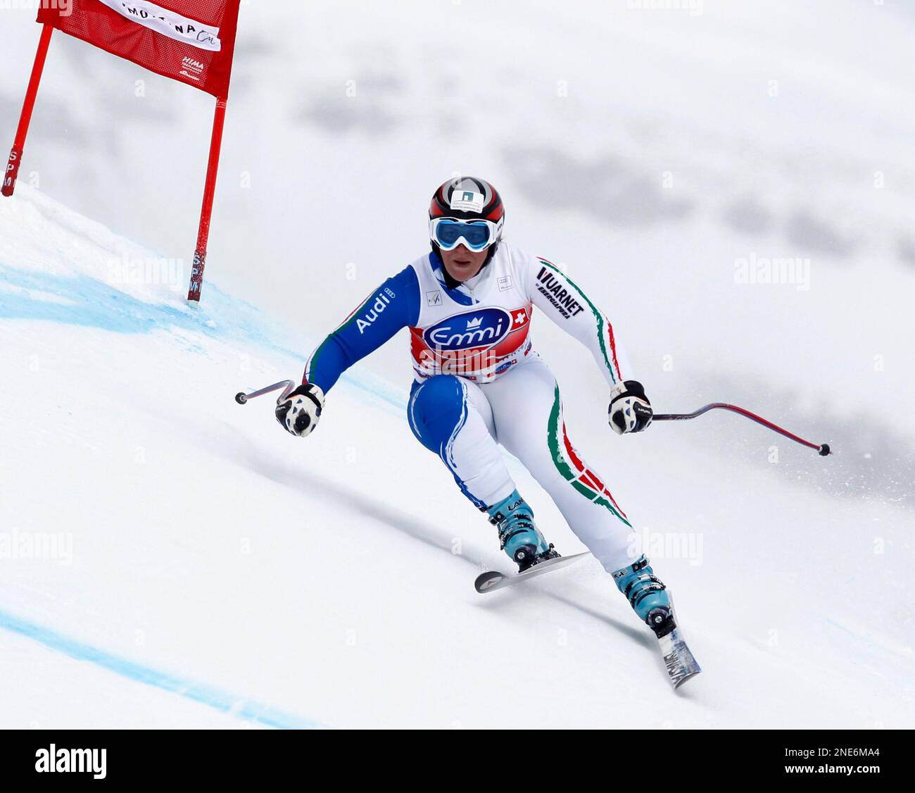 Italy's Elena Fanchini speeds down the course to set the sixth fastest time during practice for an alpine ski, Women's World Cup downhill, in Crans Montana, Switzerland, Thursday, March 4, 2010. (AP Photo/Marco Trovati) Stockfoto