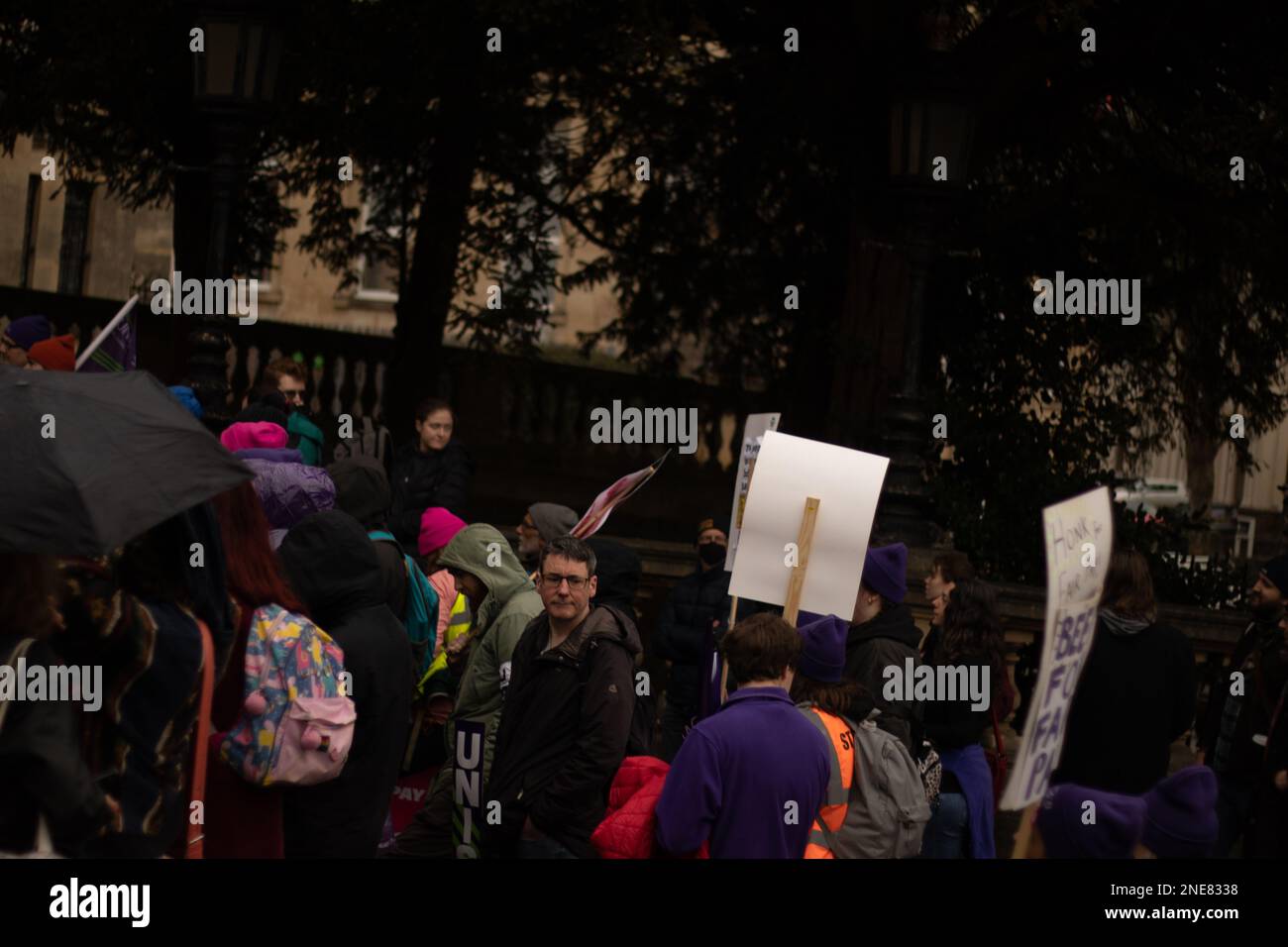 Bristol, Großbritannien. 16. Februar 2023. Union of Colleges and Universities versammeln sich vor den Victoria Rooms in Clifton, Bristol. Kredit: J.B. Coll/Alamy Live News Stockfoto