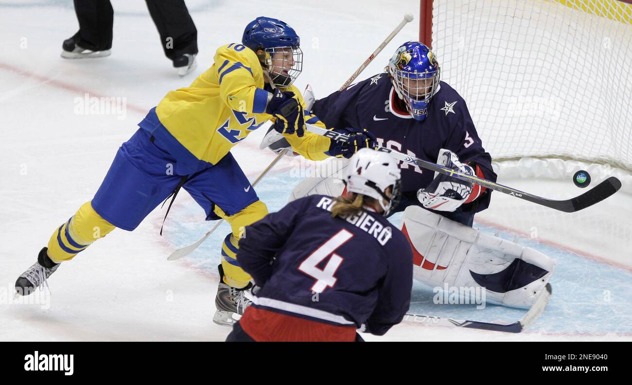 Sweden's forward Pernilla Winberg (16) scores past USA's goalie Jessie ...