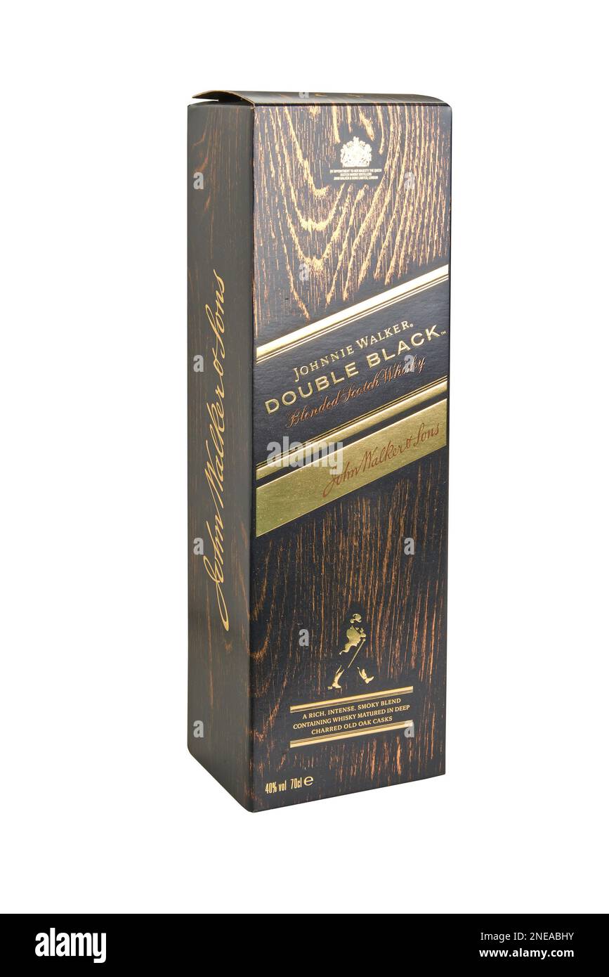 Brüssel, Belgien, -16. Juli 2023: Entworfene Box aus Johnnie Walker, doppelt schwarz. Gemischter Scotch Whisky Stockfoto