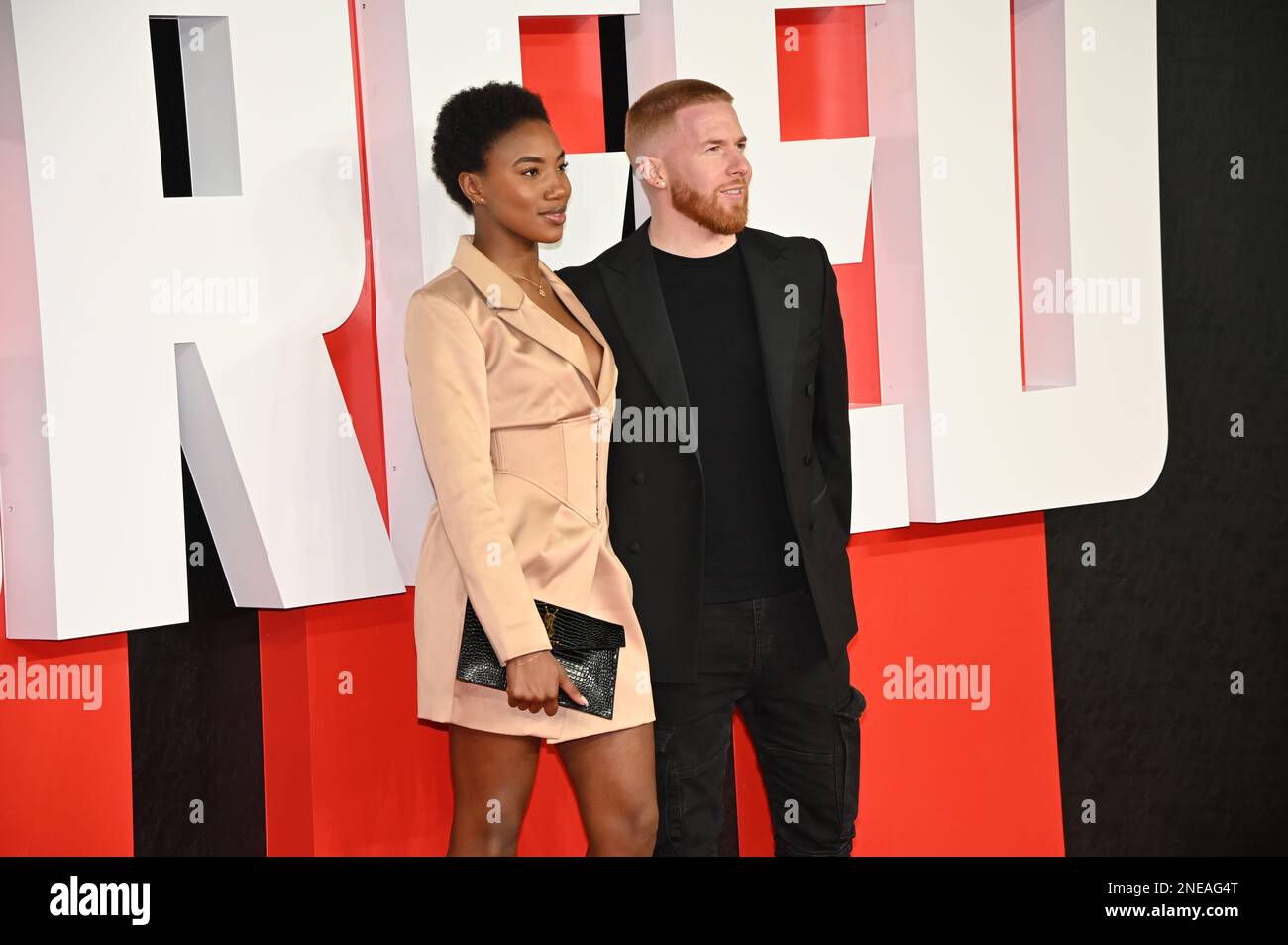 London, Großbritannien. 15. Februar 2023. Neil Jones und Chyna Mills besuchen die Warner Bros, die europäische Premiere VON CREED III, Cineworld Leicester Square, London, Großbritannien. - Foto: 15. Februar 2023. Kredit: Siehe Li/Picture Capital/Alamy Live News Stockfoto