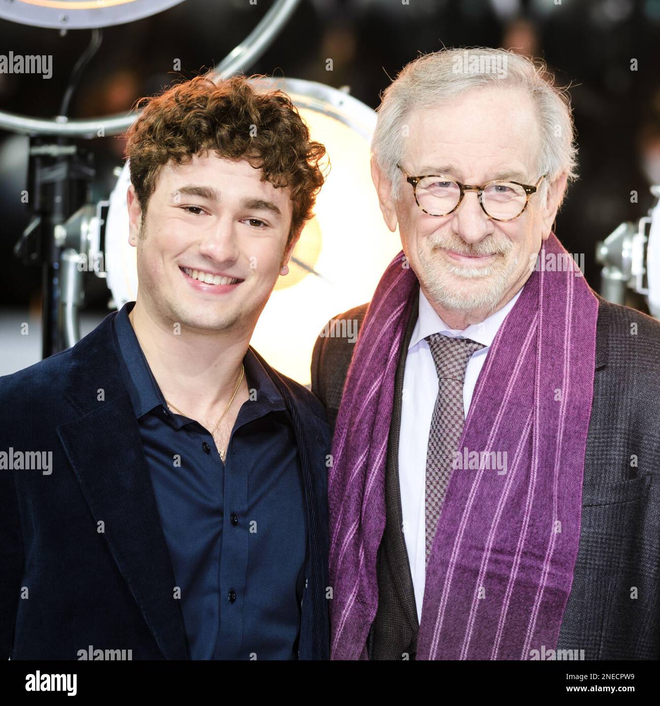Gabriel LaBelle und Direktor Steven Spielberg fotografierten am 18. Januar 2023 bei der britischen Premiere der Fabelmans in Curzon Mayfair in London, Großbritannien. Stockfoto