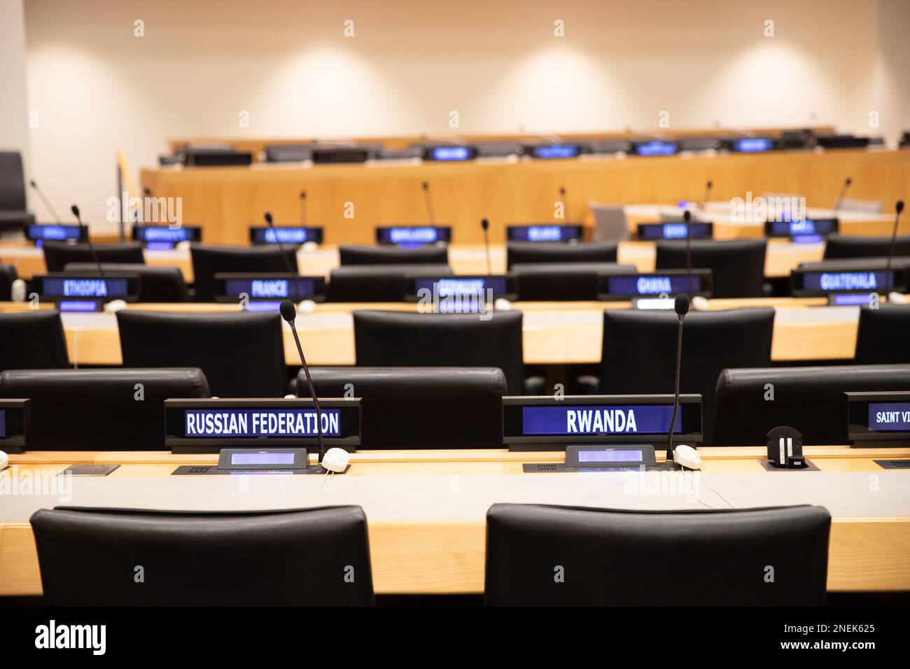Konferenzraum im Gebäude der Vereinten Nationen, Manhattan. Stockfoto