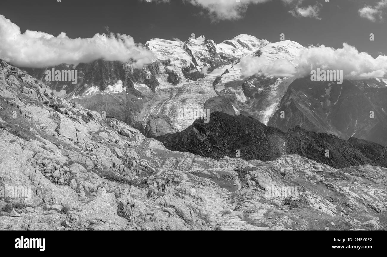 Das Mont-Blanc-Massiv - Chamonix. Stockfoto