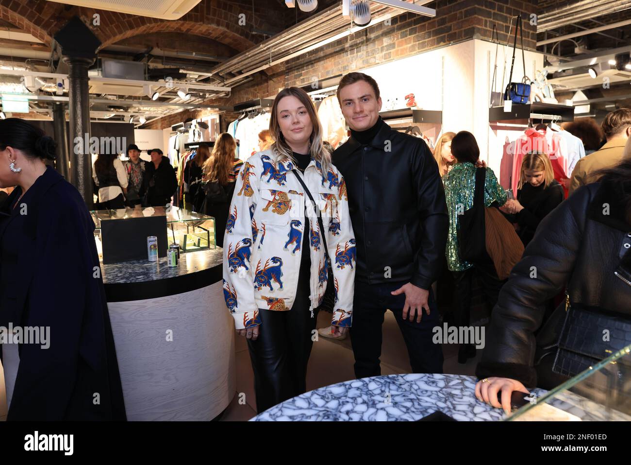 LONDON FASHION WEEK, WOLF&BADGER Launch Party, 16. Februar 2023. Gäste. Alla Bogdanovic/Alamy Live News. Stockfoto