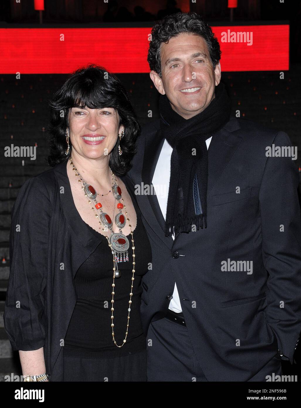 CNN's chief international correspondent Christiane Amanpour and husband James Rubin attend the 2009 Tribeca Film Festival Vanity Fair party on Tuesday, April 21, 2009 in New York. (AP Photo/Evan Agostini) Stockfoto