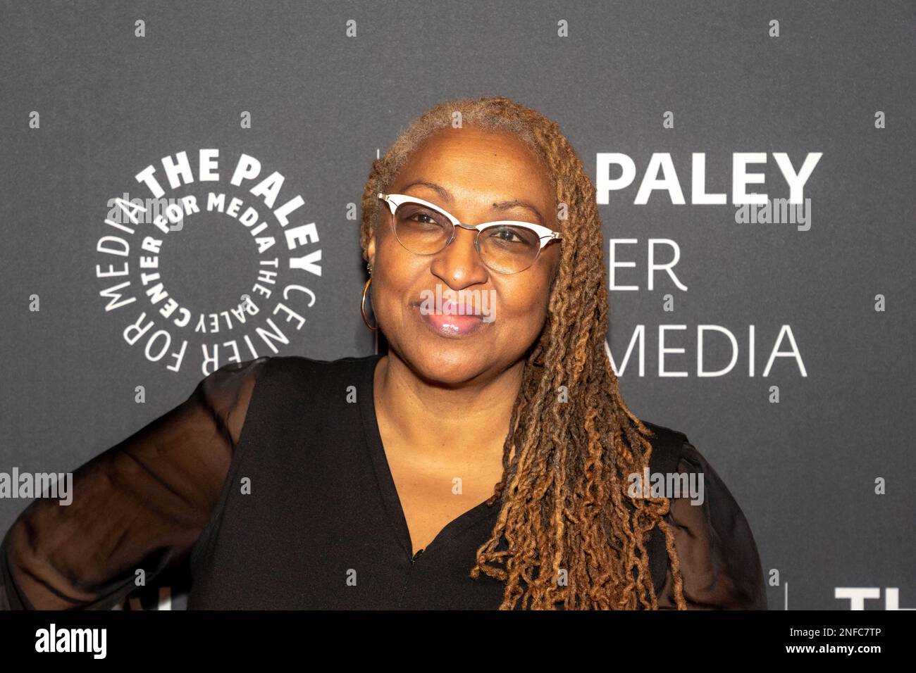 New York, Usa. 16. Februar 2023. Die Regisseurin Lisa Cortés besucht im Paley Museum in New York City „The Storytellers: Maintain the Legacy of Iconic Black Musicians“. Kredit: SOPA Images Limited/Alamy Live News Stockfoto
