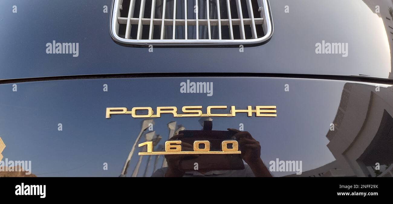 Porsche 1600-Logo, Maskottchen, Motorhaubenschmuck, Motorhaubenschmuck, Kühlerdeckel, Motormaskottchen, Fahrzeugzeichen, Stockfoto