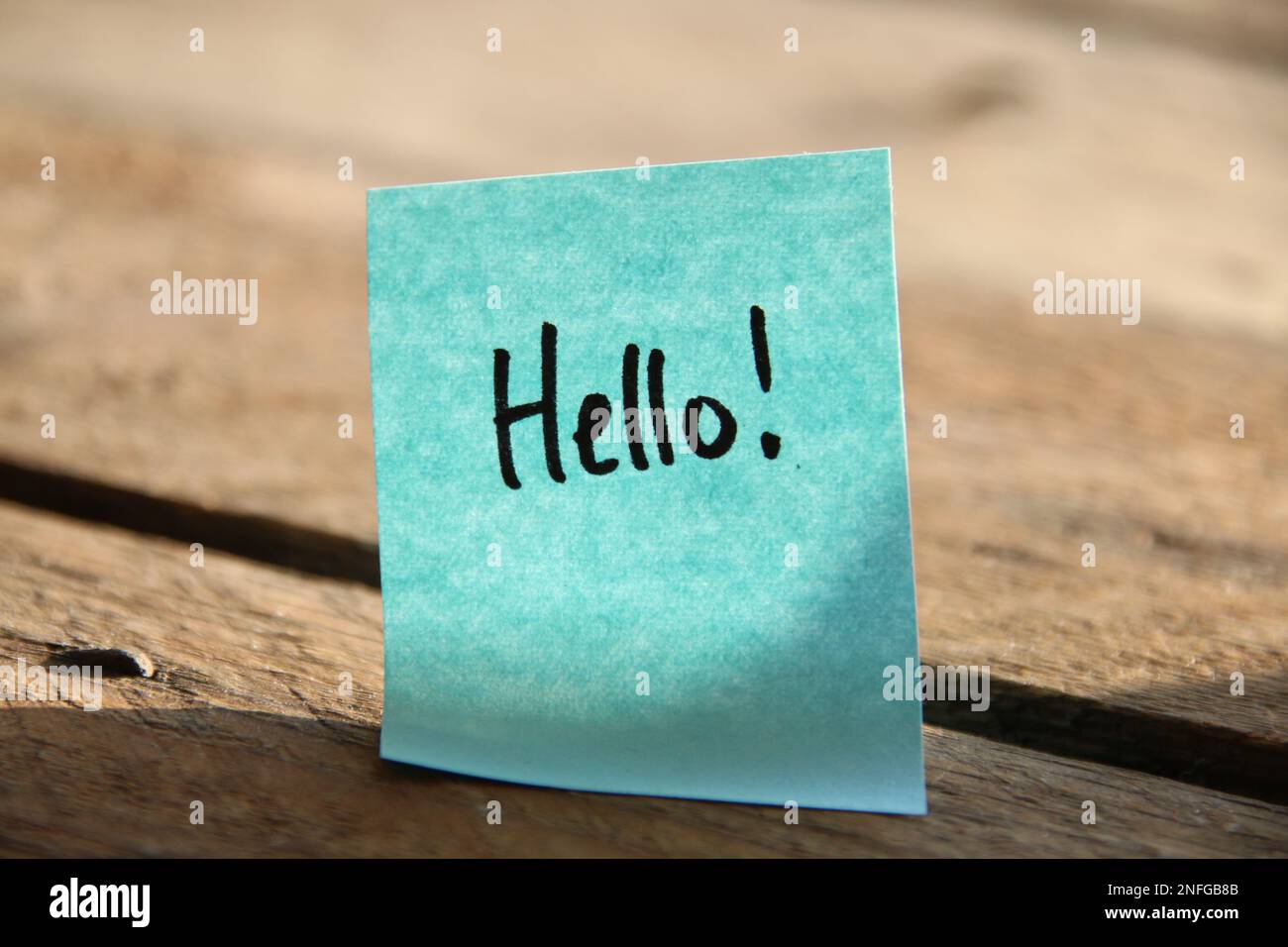 Hallo Concept! Die Inschrift auf dem blauen Schild. Stockfoto