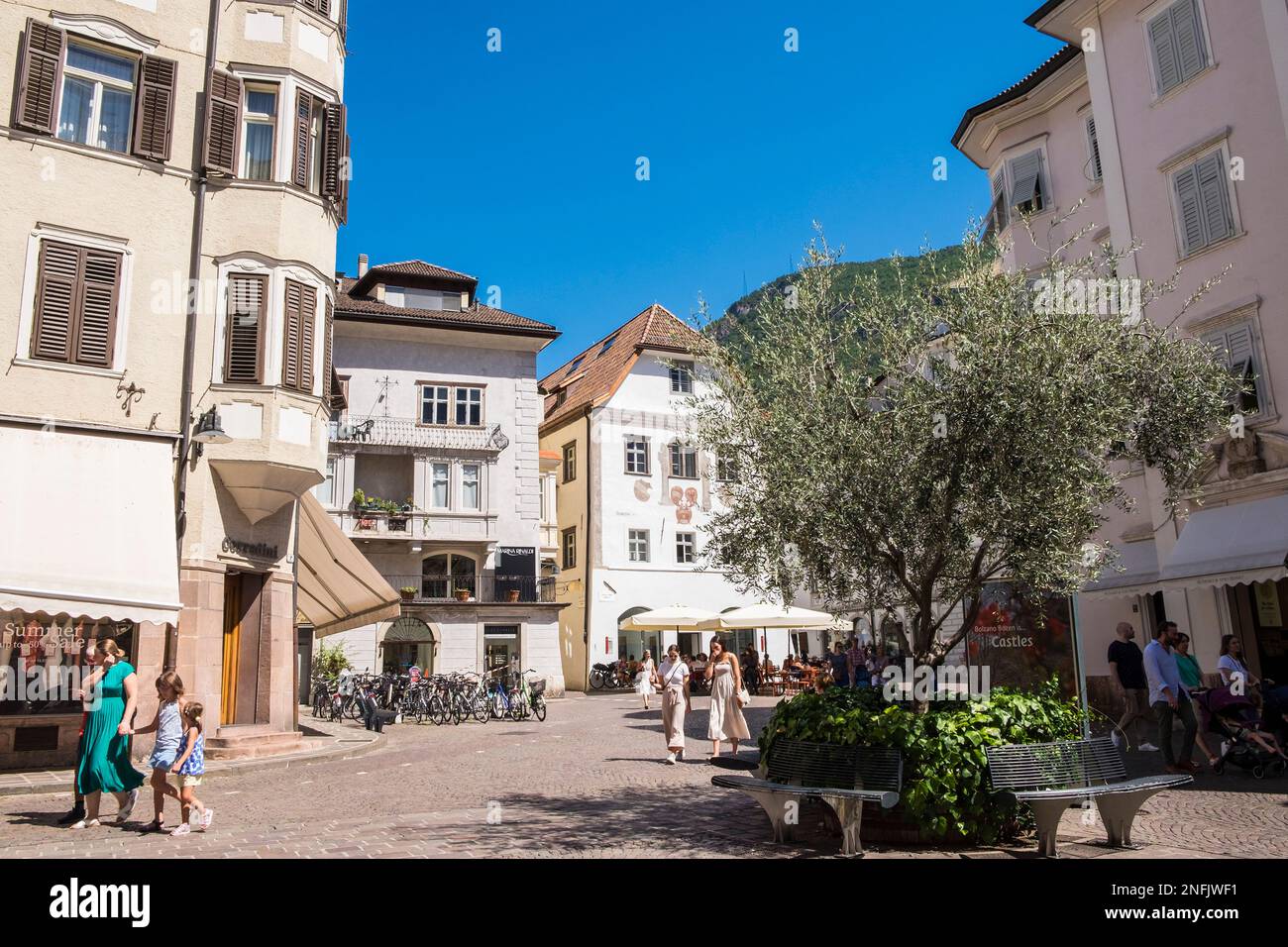 Italien. Trentino Alto Adige. Bozen. Bozen. Piazza del Grano. Kornplatz Stockfoto