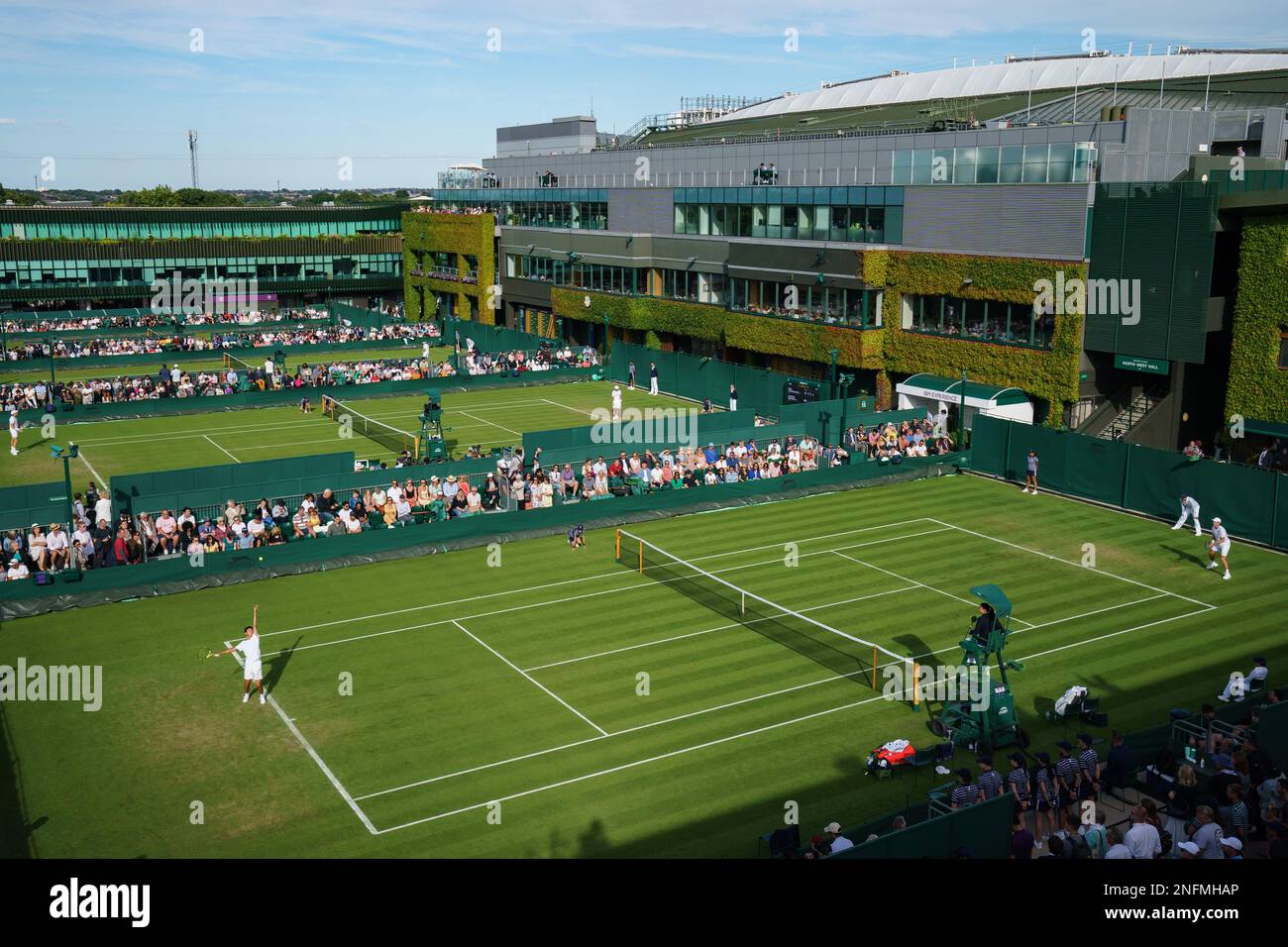 Allgemeiner Blick auf das Gelände rund um die Wimbledon Championships 2022 Stockfoto