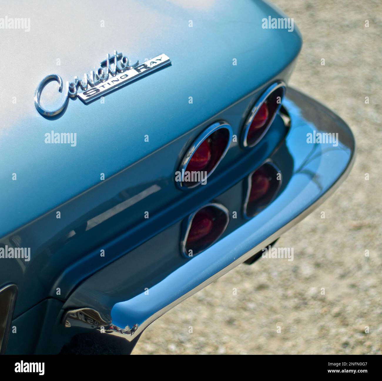 Klassisches Corvette Stingray-Emblem Am Hinteren Stoßfänger Stockfoto