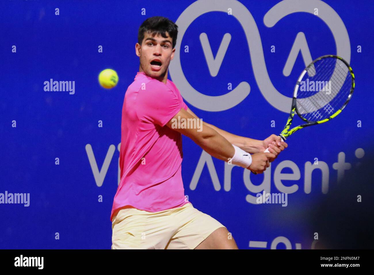 Carlos Alcaráz Tenista Español en el ATP de Buenos Aires Stockfoto