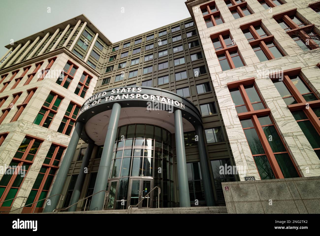 Die Fassade des Hauptgebäudes des US-Verkehrsministeriums in Washington, D.C. Stockfoto