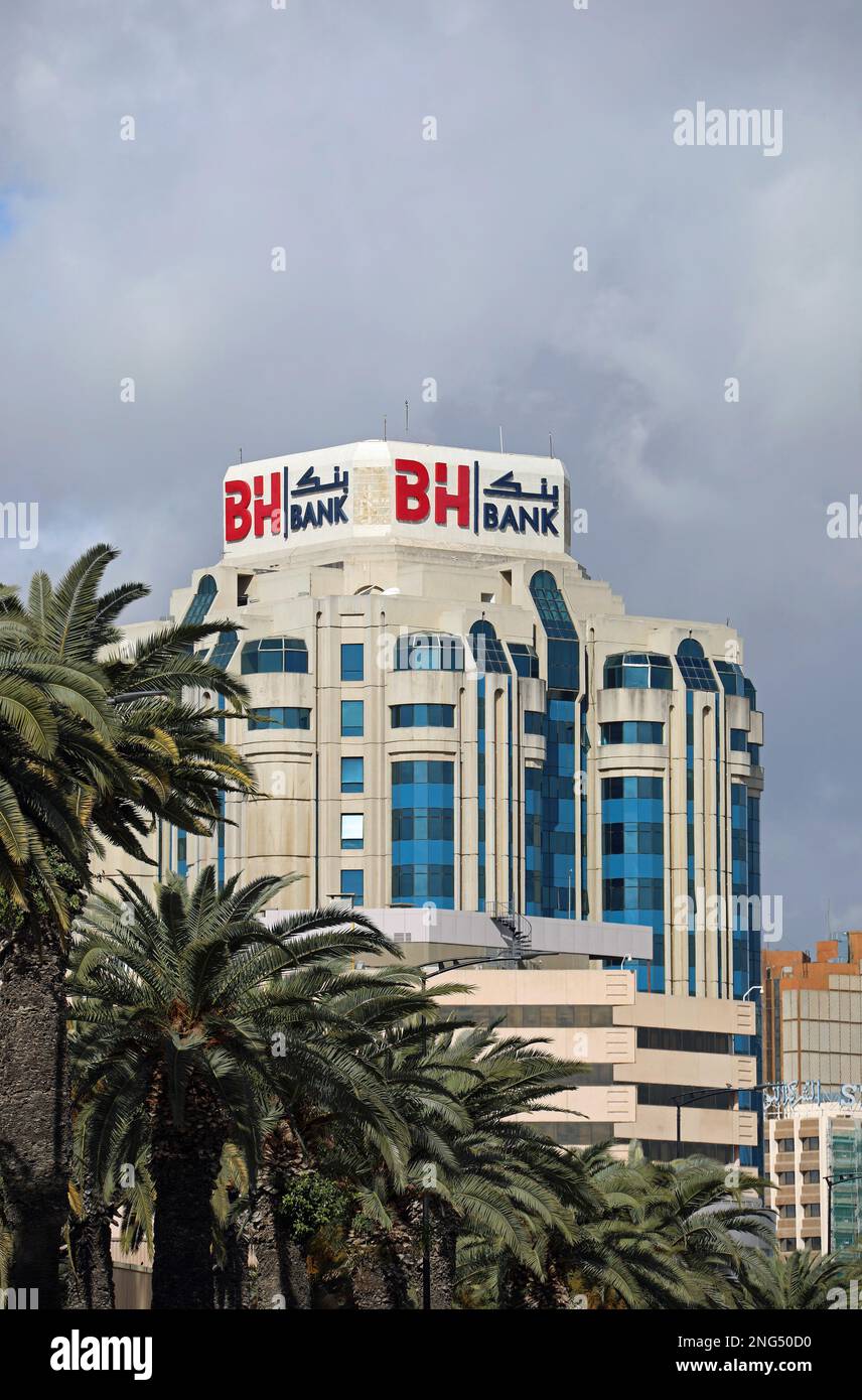 Hauptquartier der staatlich kontrollierten BH Bank in Tunis Stockfoto