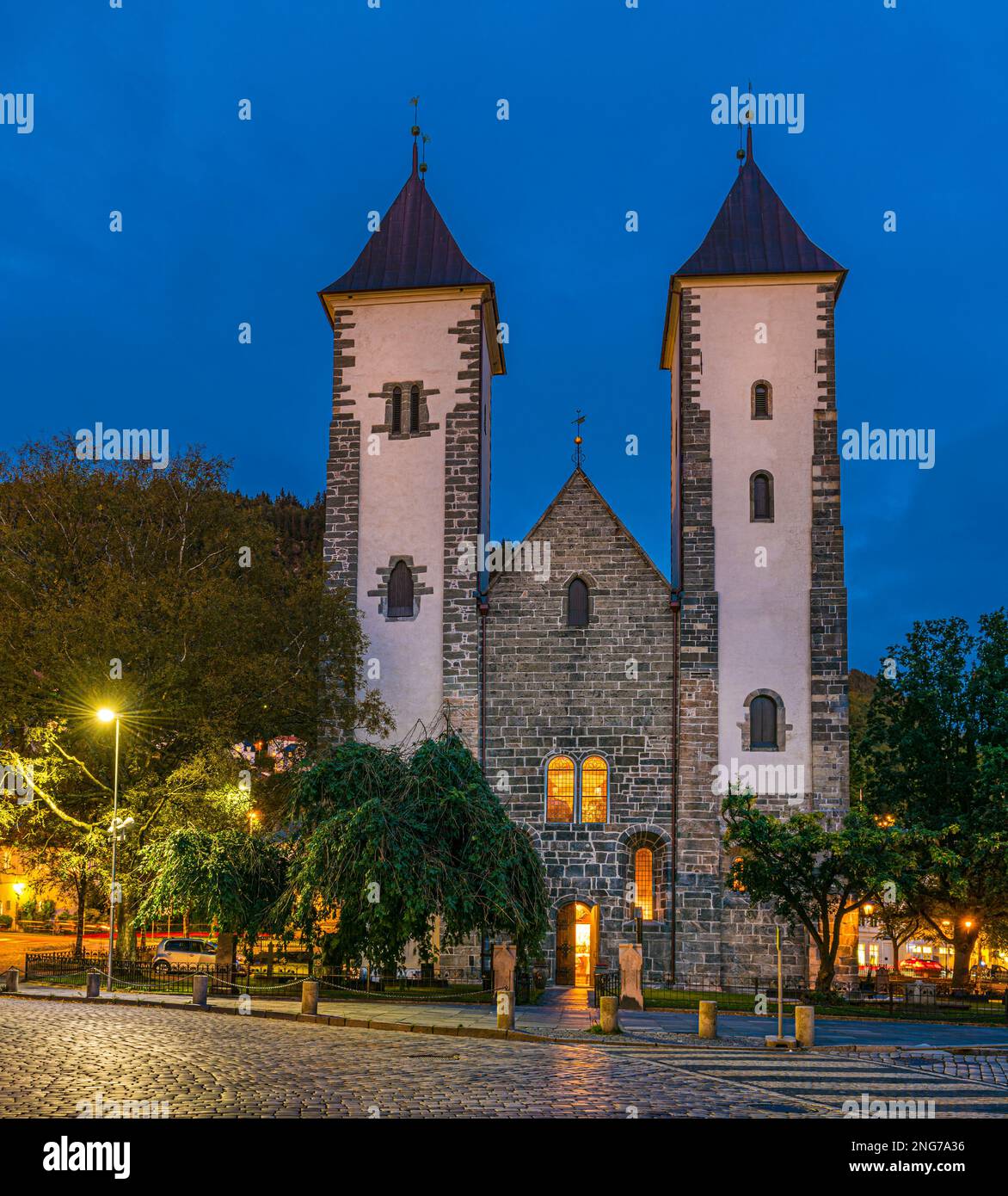 Mariakirken i Bergen / St. Marias Kirche in Bergen, Norwegen Stockfoto