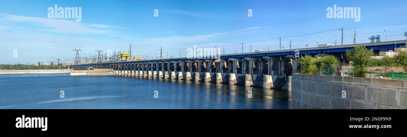 Panorama des Wasserkraftwerks Wolga. Wolgograd, Russland Stockfoto