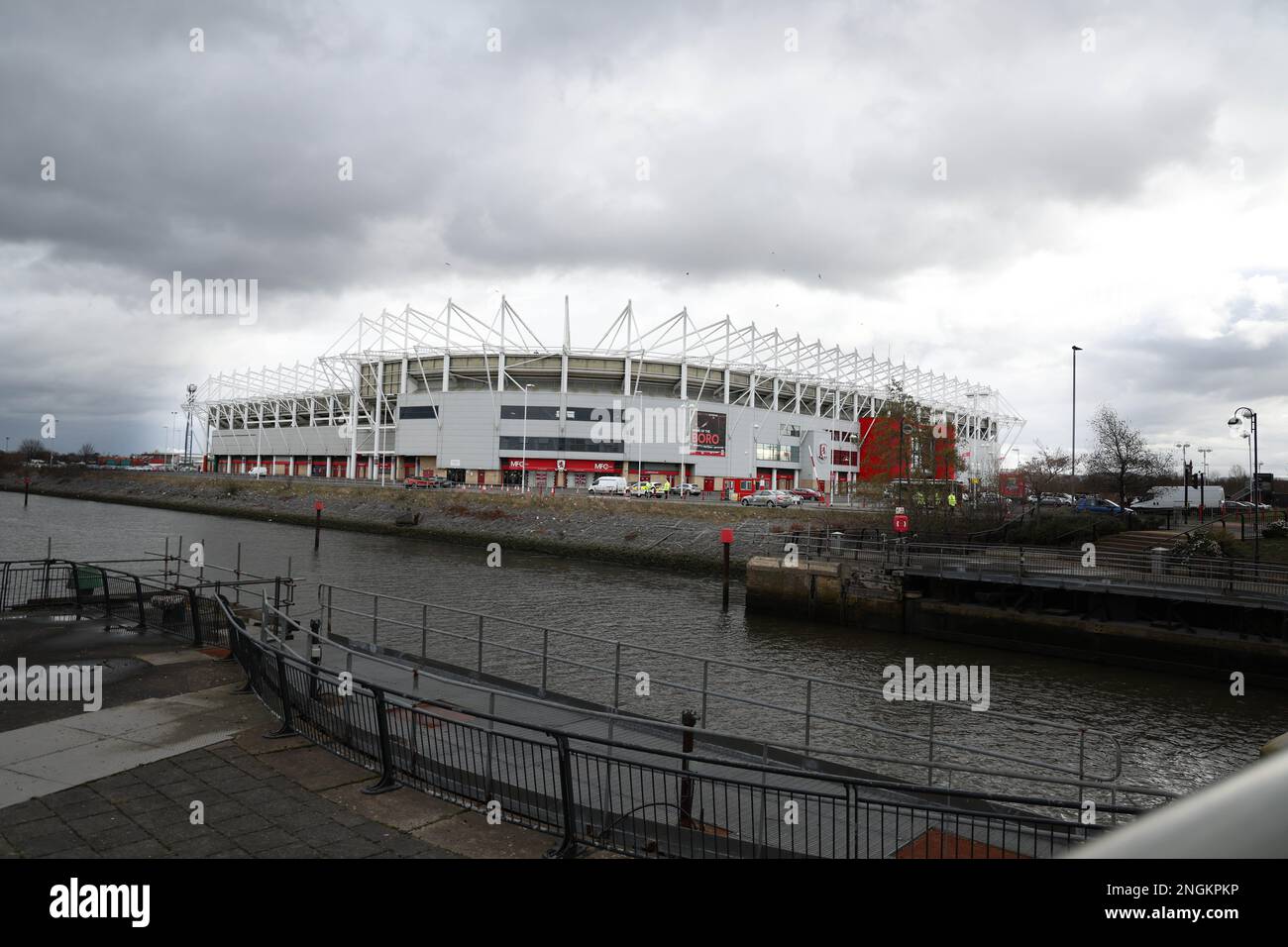 Allgemeiner Blick auf das Stadion vor dem Sky Bet Championship-Spiel Middlesbrough vs Queens Park Rangers at the Riverside Stadium, Middlesbrough, Großbritannien, 18. Februar 2023 (Foto: Nigel Roddis/News Images) Stockfoto