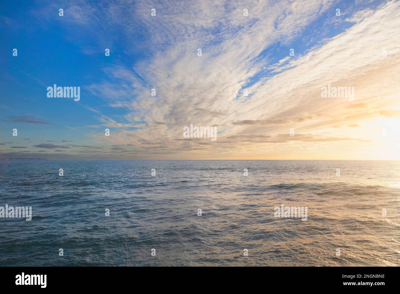 Winteruntergang über der Keltischen See Stockfoto