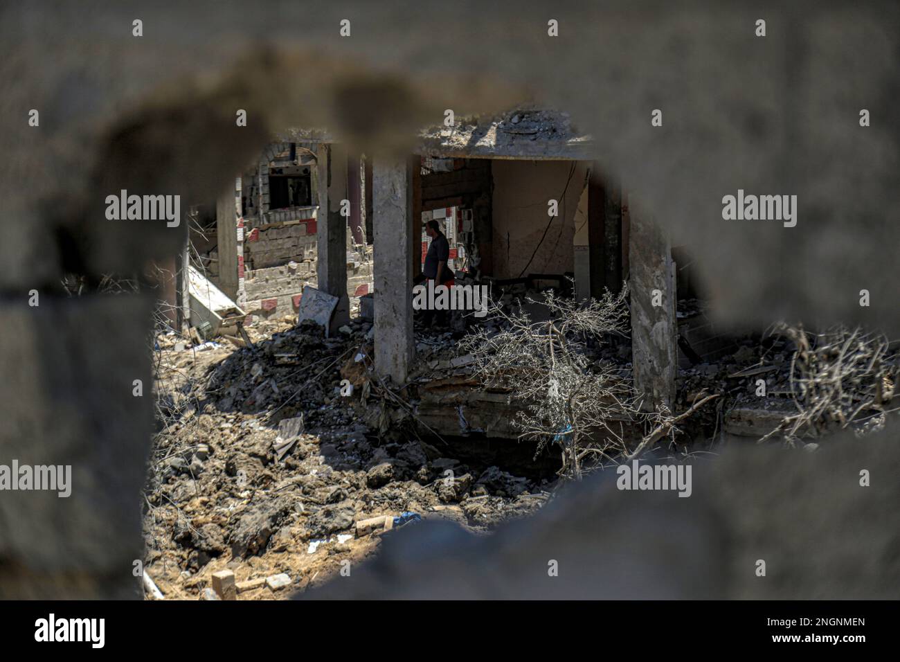 Gaza, Palästina. Der israelische Bombenanschlag zerstörte eine gesamte Wohngegend in der Stadt Beit Hanoun im nördlichen Gazastreifen Stockfoto