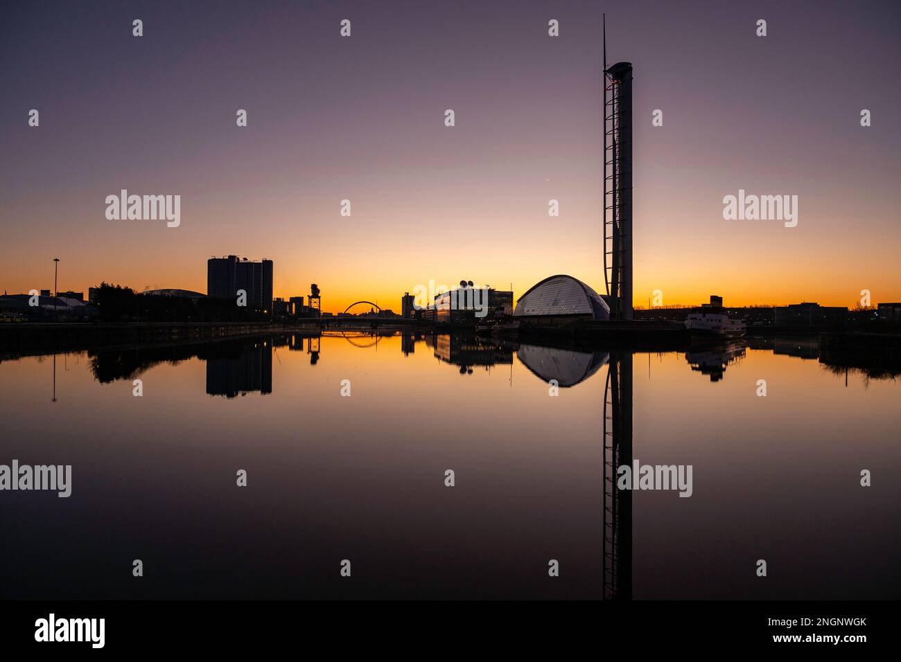 Glasgow City Centre Dawn Light, River Clyde, Glasgow, Schottland, Großbritannien Stockfoto