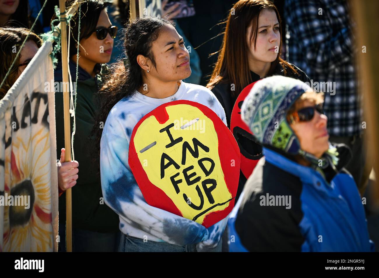 Demonstranten auf einem märz, der Maßnahmen zur Bekämpfung des Klimawandels fordert, Montpelier, VT, USA. Stockfoto