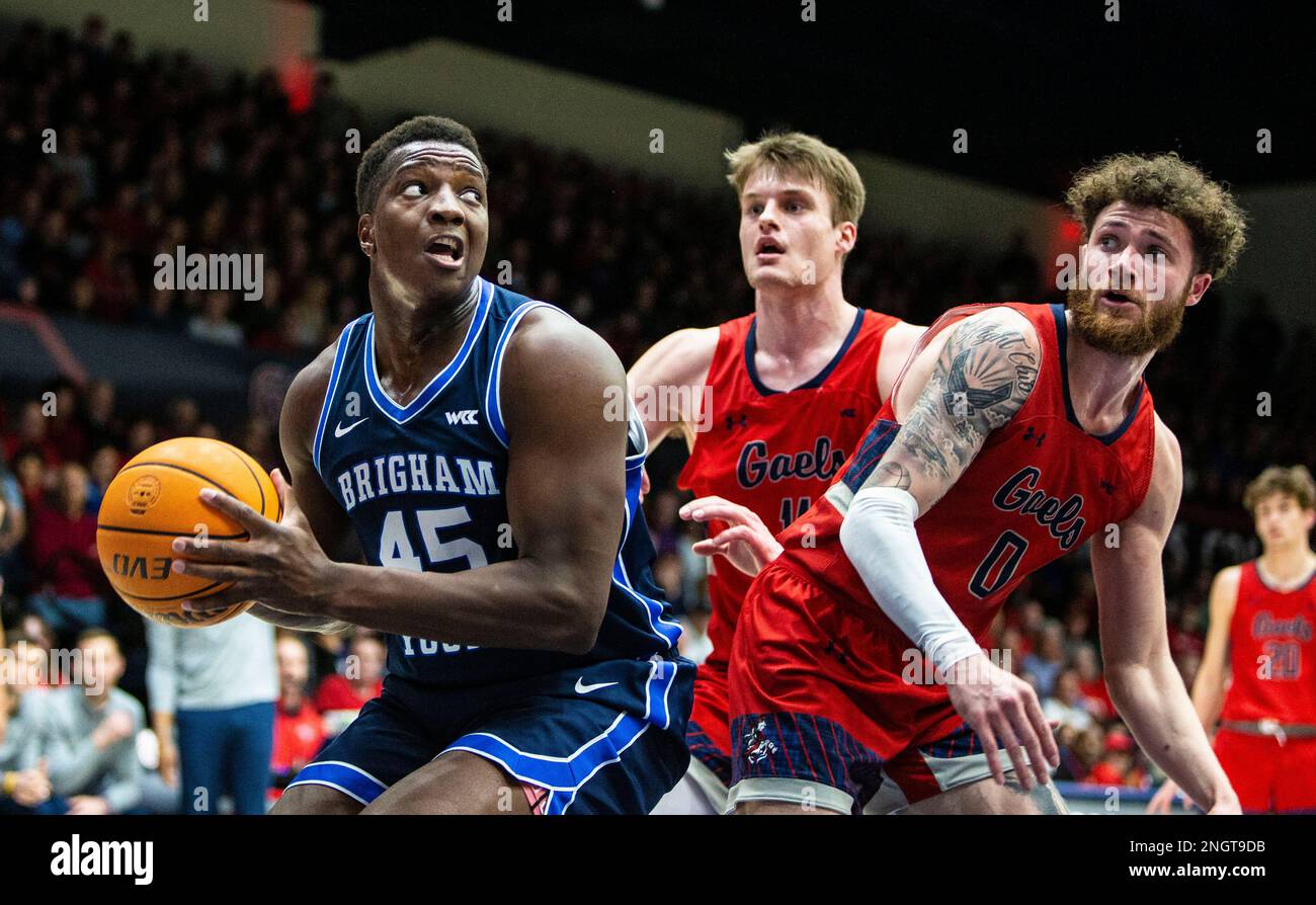 februar-18-2023-moraga-ca-usa-brigham-young-forward-fousseyni-traore