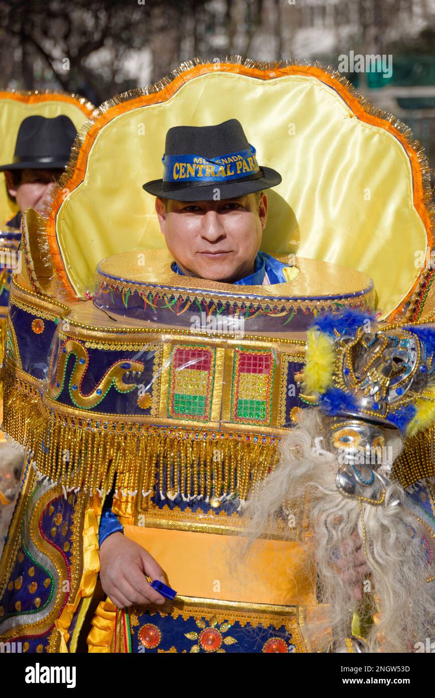 Paris, Frankreich. 19. Februar 2023. Die Kavalkade des 26. Karnevals