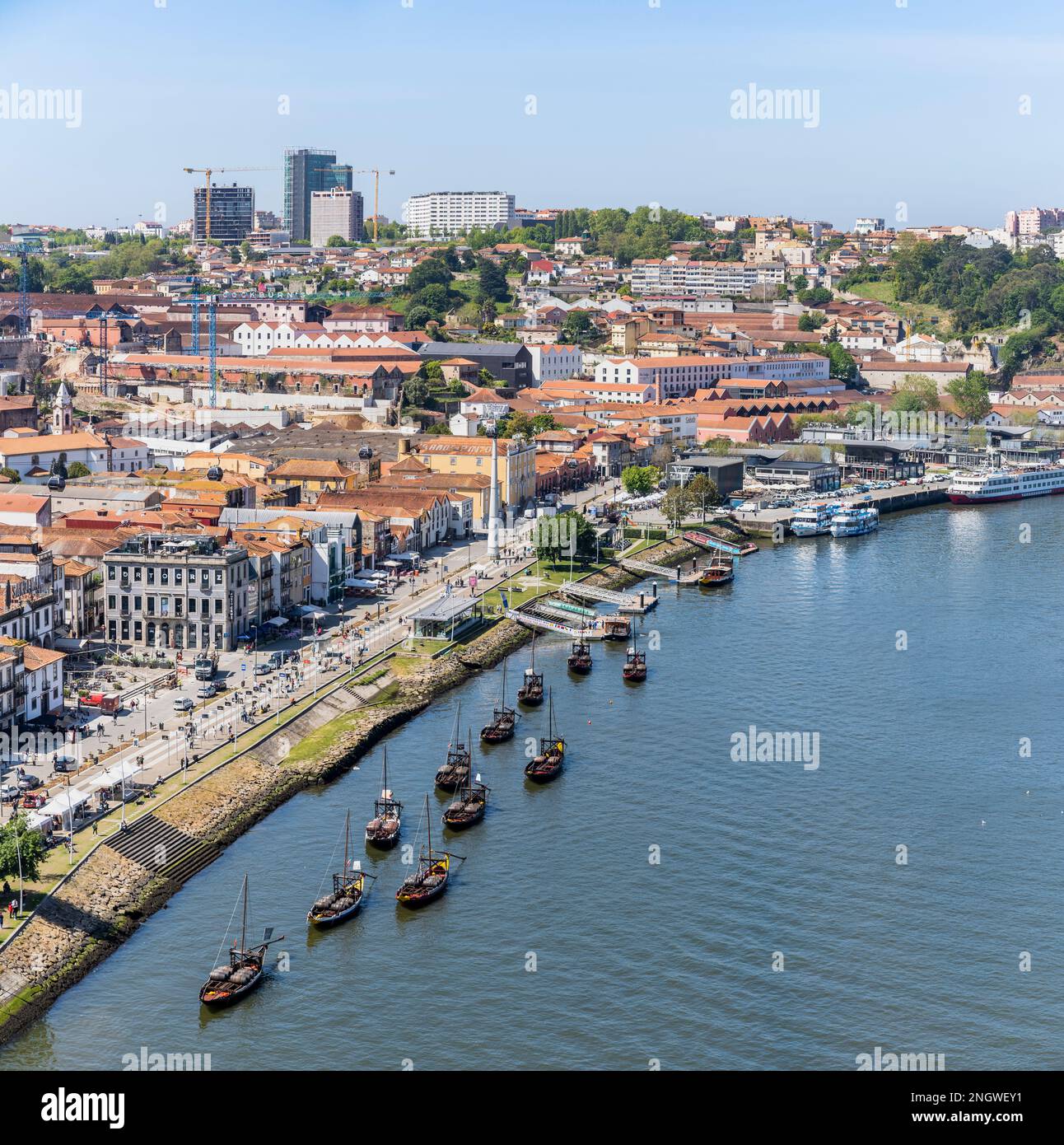 Rabelo-Boote auf dem Douro-Fluss Stockfoto