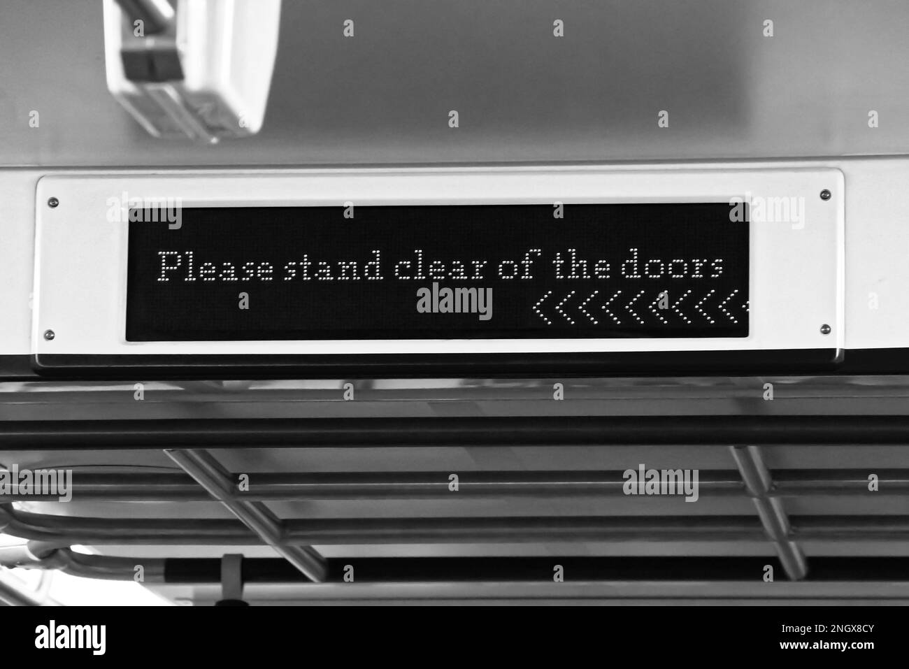 Bitte halten Sie sich vom Warnschild der TTC U-Bahn-Station Toronto Transit Commission U-Bahn-System fern. Schwarzweiß-Monochrom Stockfoto