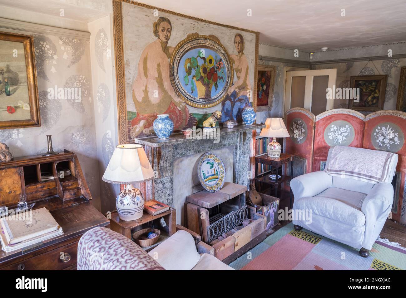 Allgemeiner Blick auf das Wohnzimmer im Charleston House Stockfoto