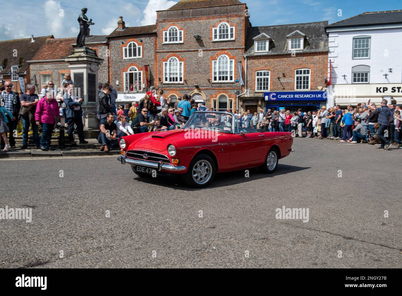 Wallingford Vehicle Rally 2018, Parade am Marktplatz Stockfoto