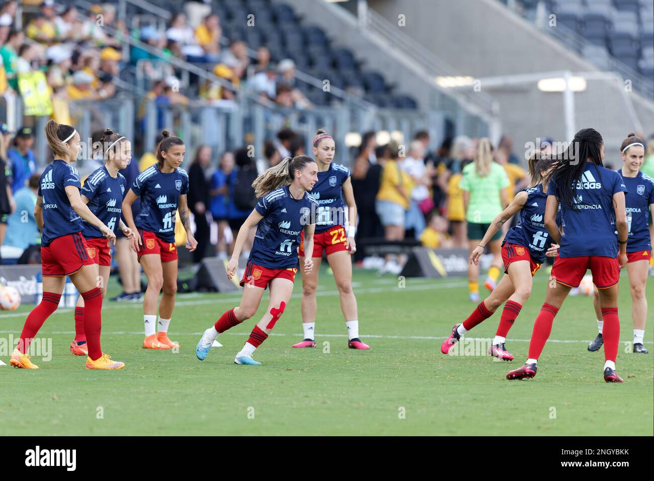 Matilda Heming Spanische Spieler erwärmen sich vor dem 2023 Cup of Nations-Spiel ...