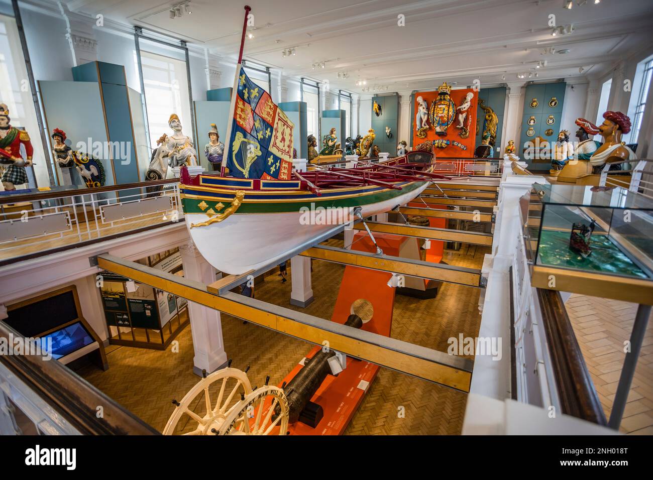Ausstellungen im No 11 Storehouse „Age of Sail“ im National Museum of the Royal Navy Portsmouth, Hampshire, Südostengland Stockfoto