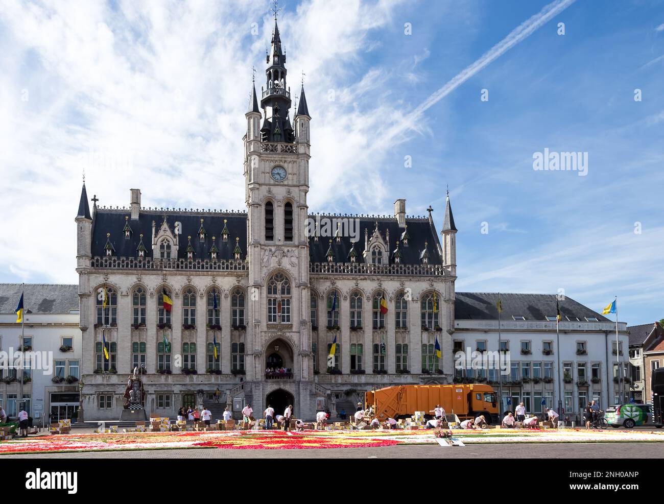 Architektonische Details des Rathauses von Sint-Niklaas, belgische Stadt und Gemeinde in der flämischen Provinz Ostflandern. Stockfoto