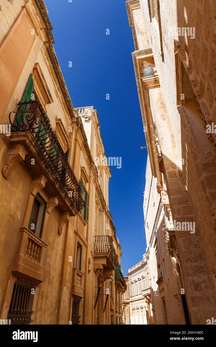 Eindrücke aus den engen mittelalterlichen Straßen von Mdina, Malta im Jahre 2017. Stockfoto