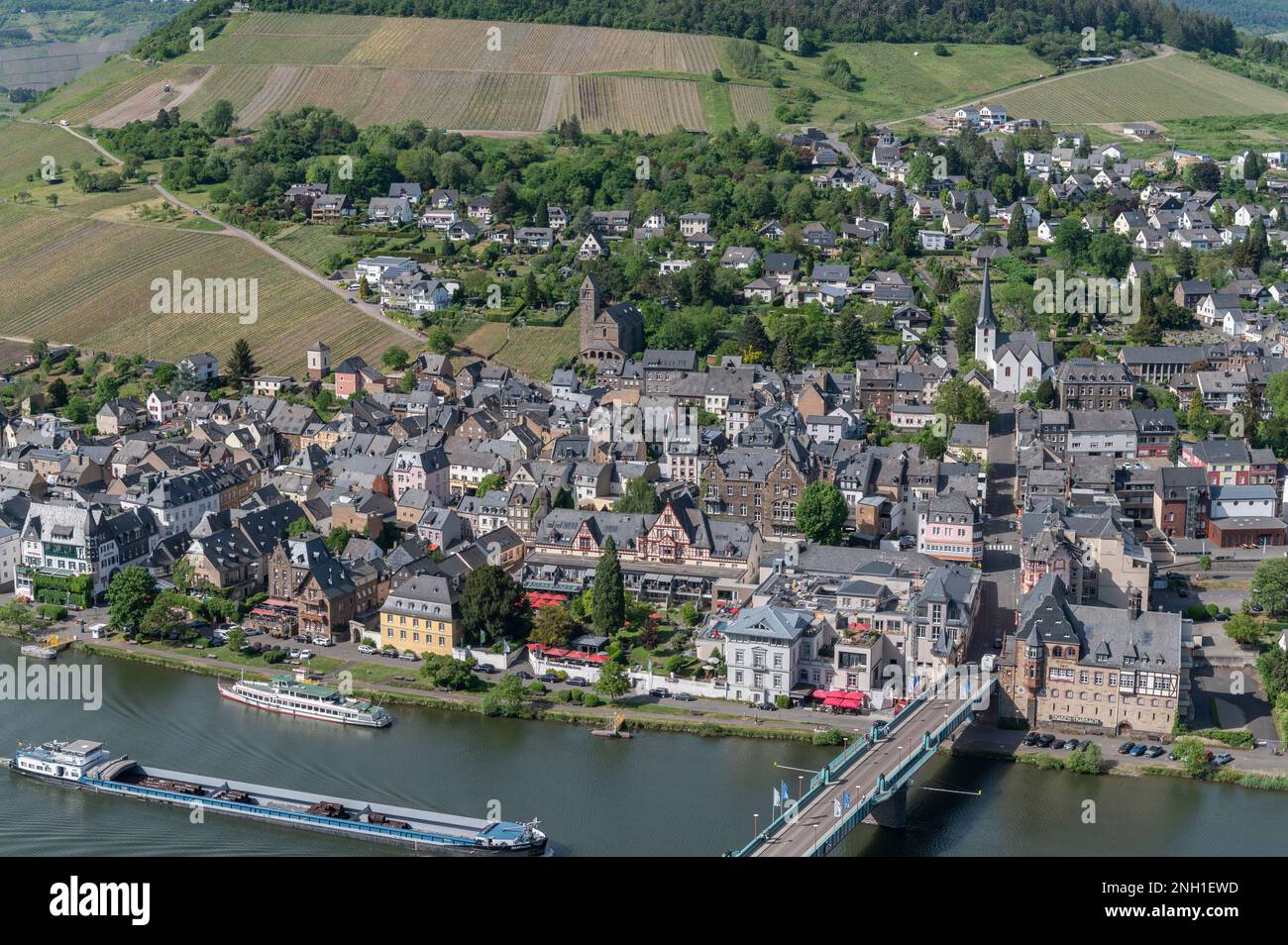 Traben-Trarbach vom Schloss Grevenburg aus gesehen Stockfoto