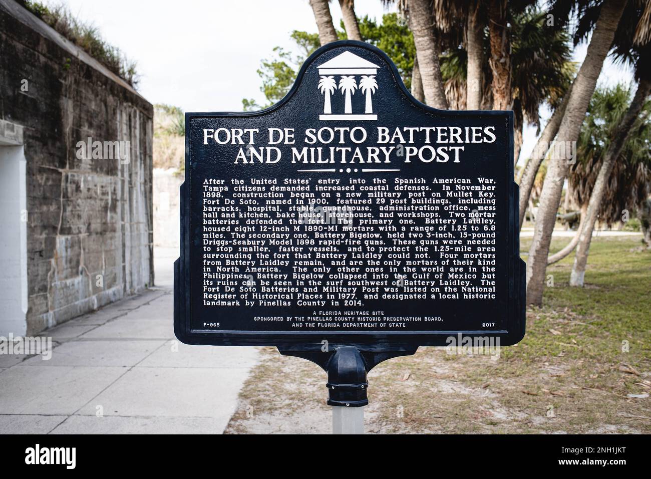 Fort De Soto Batteries und Militärpostschild Stockfoto