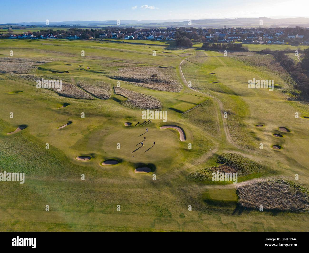 Luftaufnahme von der Drohne des Muirfield Golfplatzes in Gullane, East Lothian, Schottland, Großbritannien Stockfoto